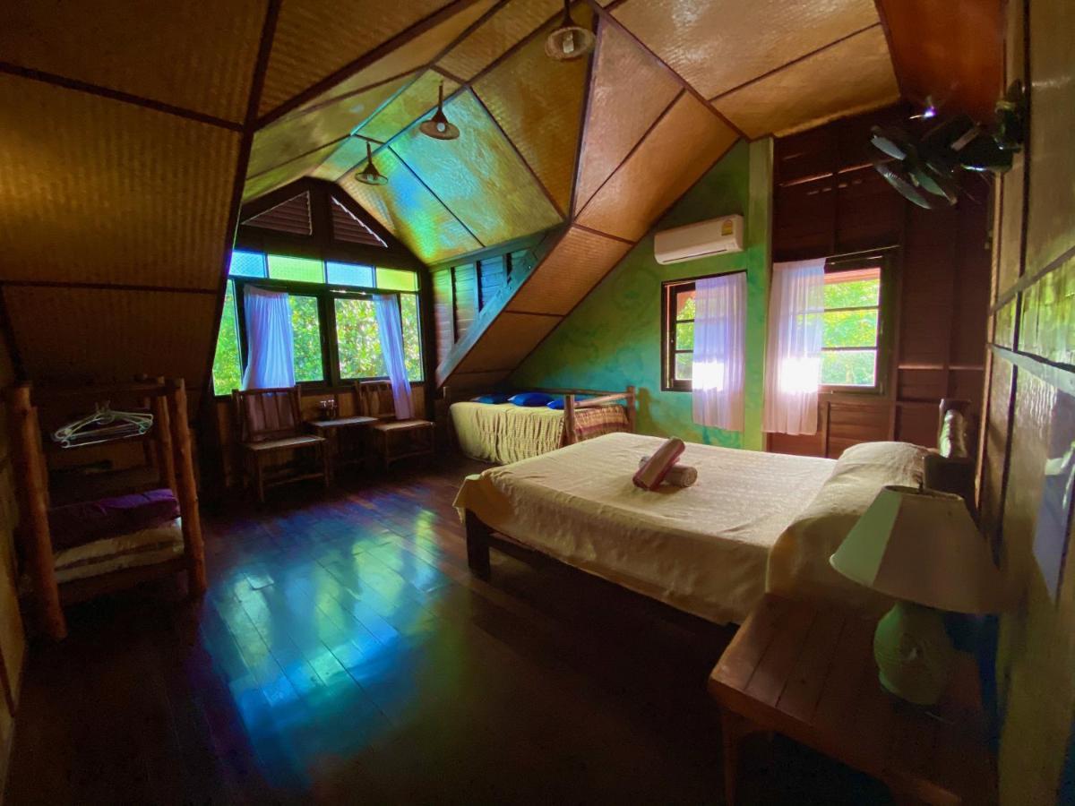 Shanti Lodge Phuket Chalong Esterno foto